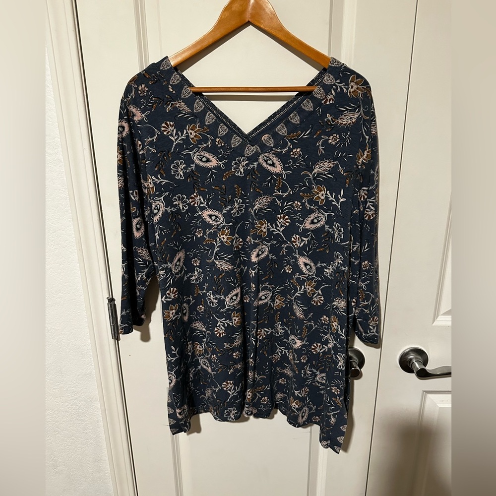 JJill V Neck Top